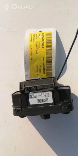 Ford Mondeo MK I Elektromobilio įkrovimo lizdas 6G9T 13A024 AF