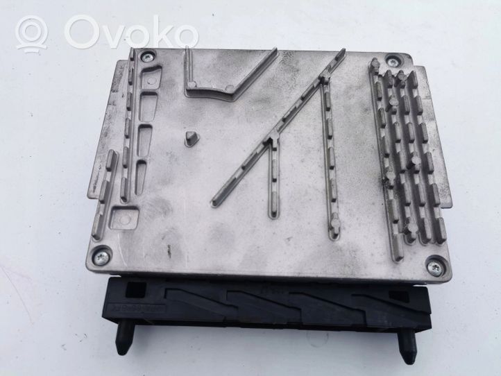 Volvo V70 Engine ECU kit and lock set 30637733A