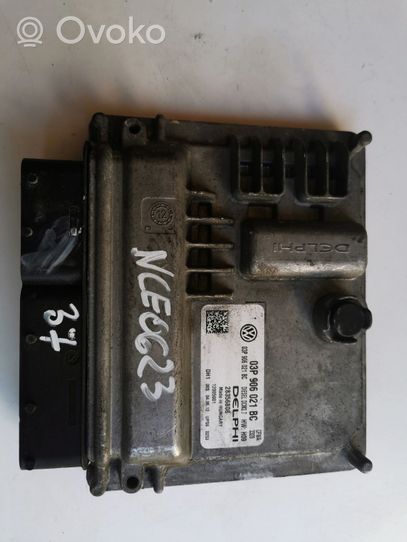 Nissan Cube Z10 Unité de commande, module ECU de moteur 03P906021BC