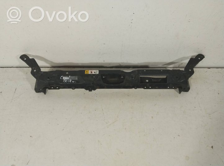 KIA Ceed Staffa del pannello di supporto del radiatore parte superiore 64101A2000