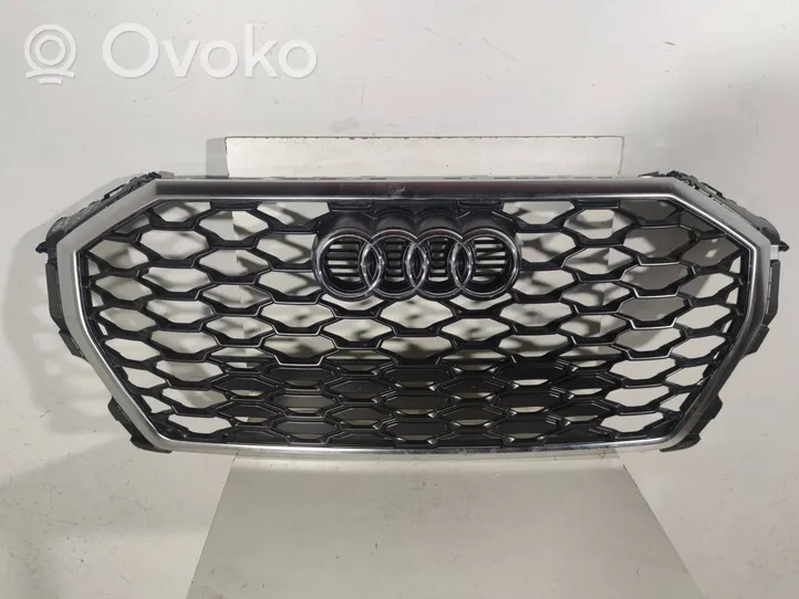 Audi Q3 F3 Etupuskurin ylempi jäähdytinsäleikkö 83F853651B