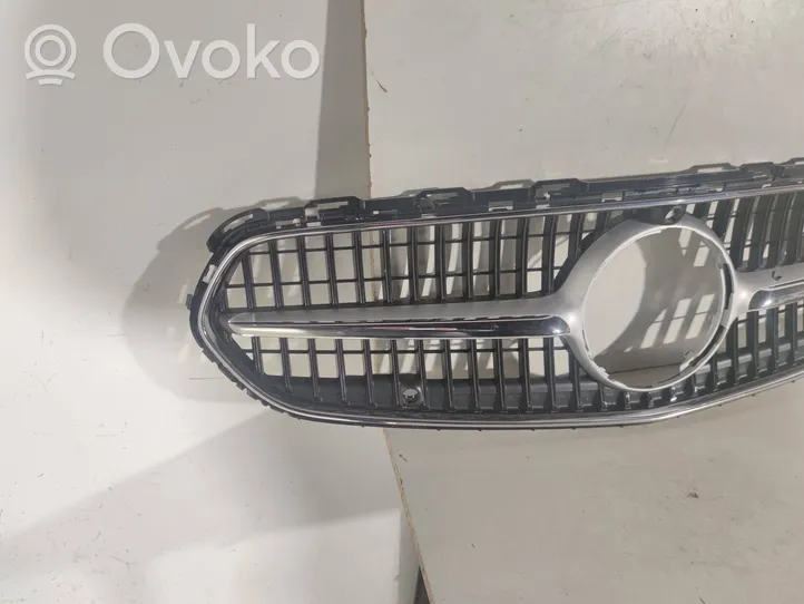 Mercedes-Benz C W206 Grille calandre supérieure de pare-chocs avant A2068883900