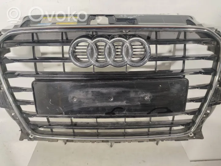 Audi A3 S3 8V Grille calandre supérieure de pare-chocs avant 8V3853651