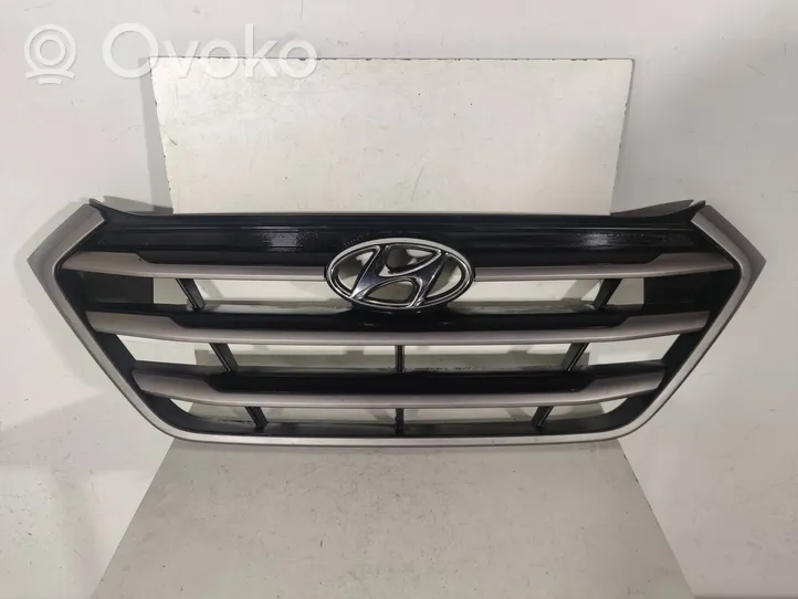 Hyundai Tucson TL Maskownica / Grill / Atrapa górna chłodnicy 86350D7000