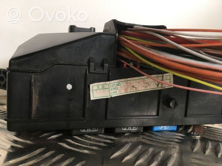 Hyundai Elantra Module de fusibles 913042D250