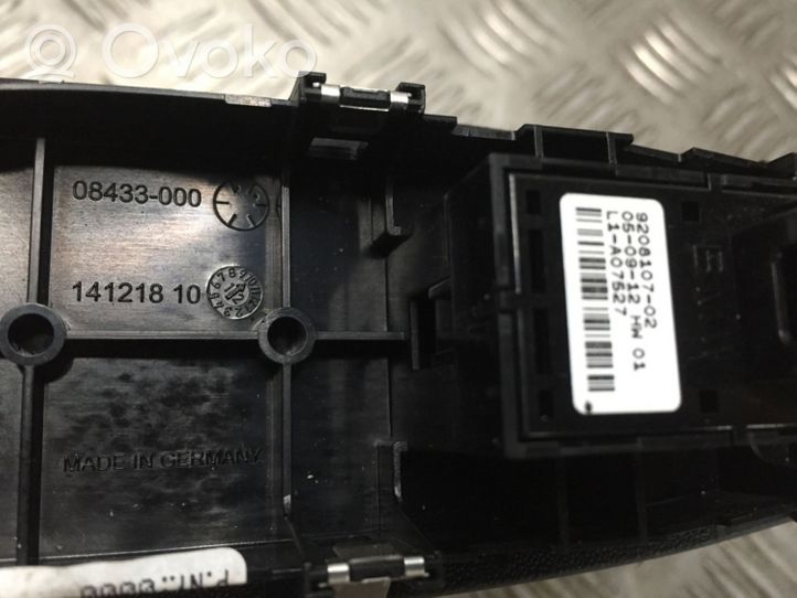 BMW 3 F30 F35 F31 Interruptor del elevalunas eléctrico 728383505