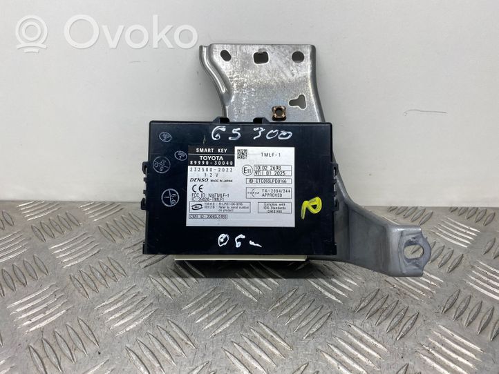 Lexus GS 300 350 430 450H Centralina/modulo chiusura centralizzata portiere 8999030040