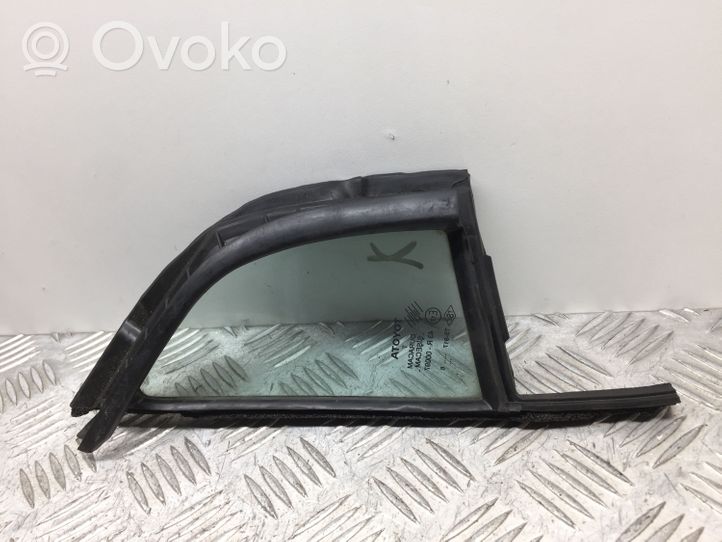 Toyota Yaris Mažasis "A" priekinių durų stiklas (keturdurio) 43R00097