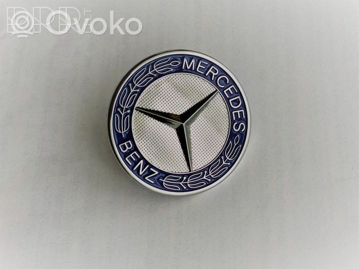 Mercedes-Benz ML W164 Mostrina con logo/emblema della casa automobilistica A2048170616
