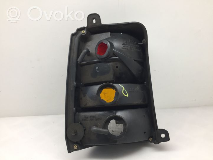 Mazda 323 Lampa tylna 22061527