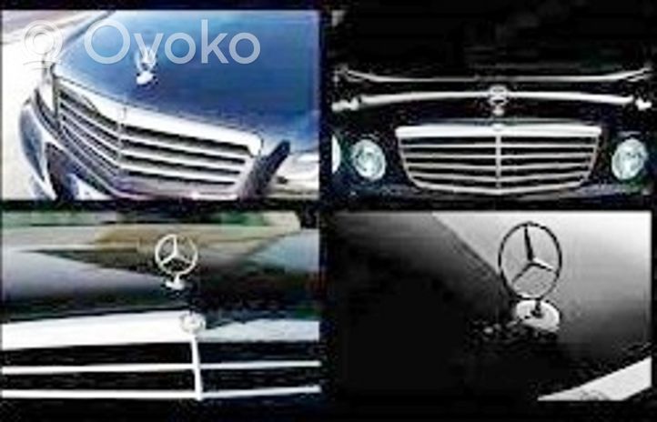 Mercedes-Benz E W210 Emblemat / Znaczek A2218800086