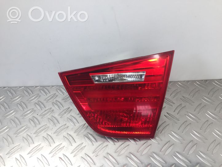 BMW 3 E90 E91 Lampy tylnej klapy bagażnika 4871734