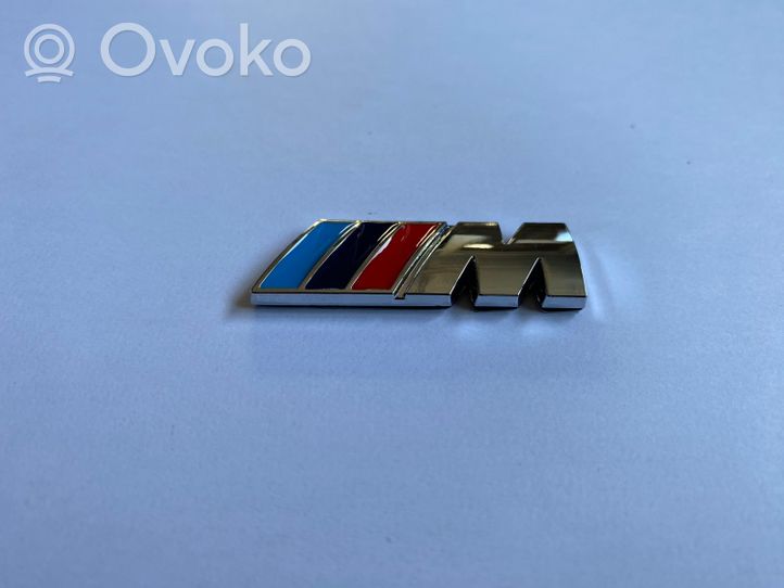 BMW 4 F32 F33 Litery / Emblematy na błotnik przedni 