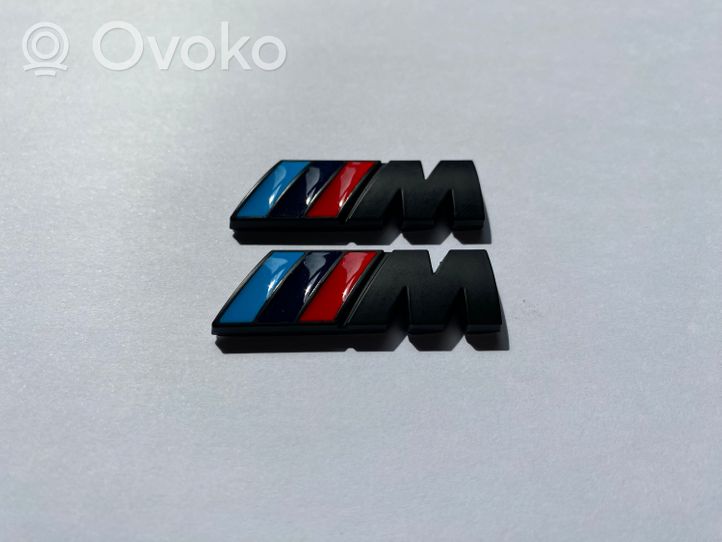 BMW 2 G42 Litery / Emblematy na błotnik przedni 