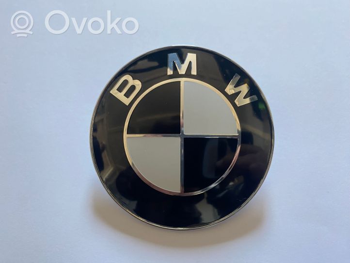 BMW 7 F01 F02 F03 F04 Emblemat / Znaczek 8132375