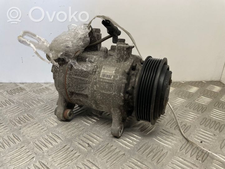 BMW 4 F32 F33 Compressore aria condizionata (A/C) (pompa) 9330831