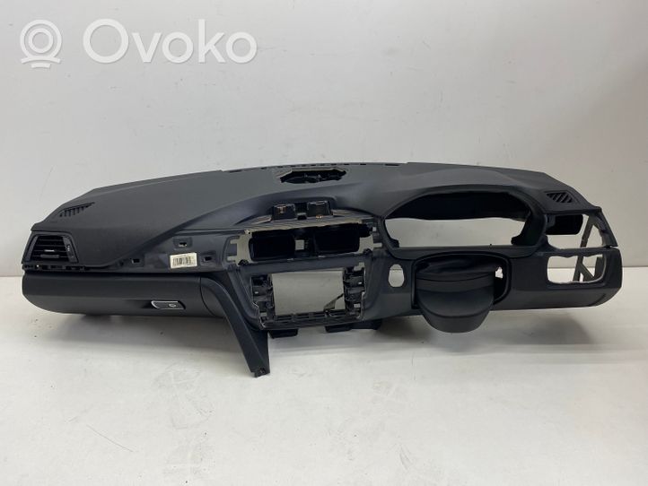 BMW 3 F30 F35 F31 Dashboard 