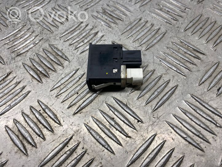 BMW 5 F10 F11 Câble adaptateur AUX 9189175