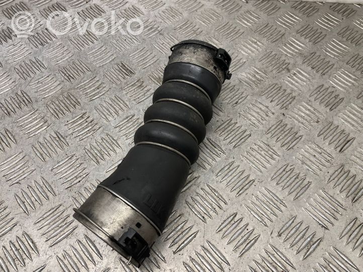 BMW 5 GT F07 Manguera/tubo del intercooler 7810144