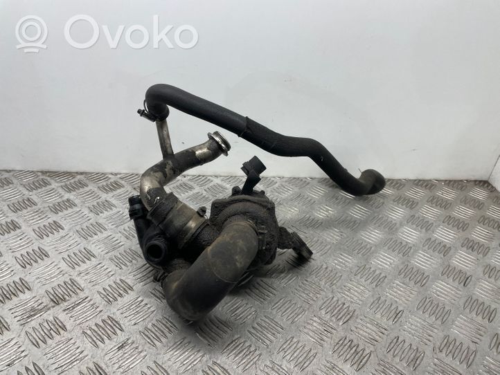 BMW 1 E81 E87 Pompe de circulation d'eau 7586928