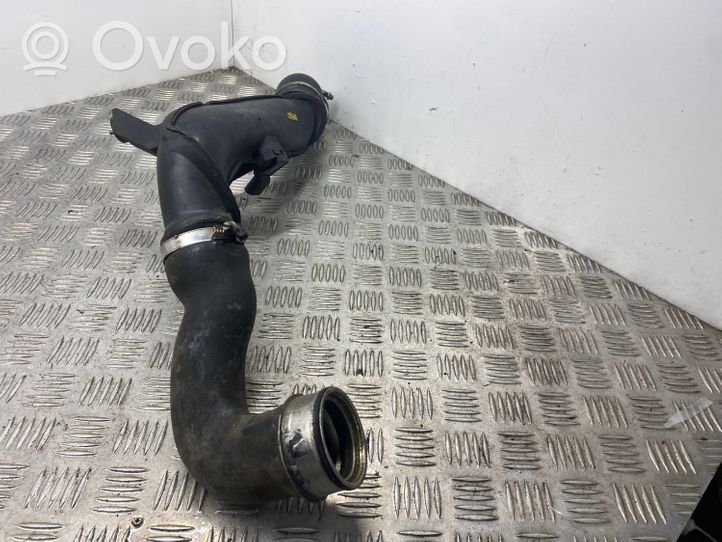 Audi TT TTS Mk2 Välijäähdyttimen letku 1K0145834N