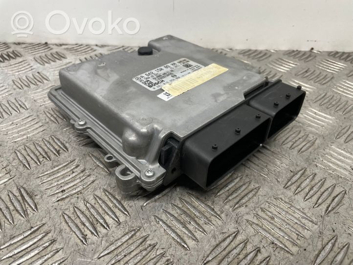 Mercedes-Benz C W204 Calculateur moteur ECU A6421508900