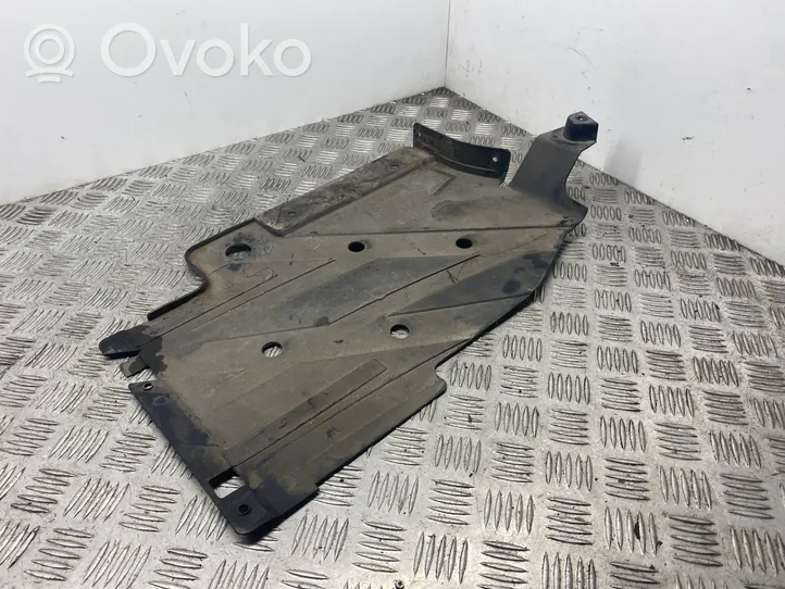 BMW 3 F30 F35 F31 Osłona środkowa podwozia 7258050