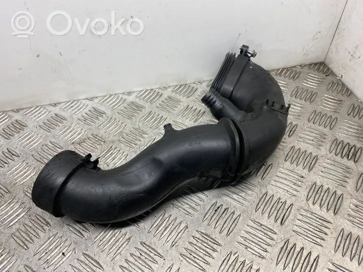 BMW 3 E90 E91 Część rury dolotu powietrza 7794172