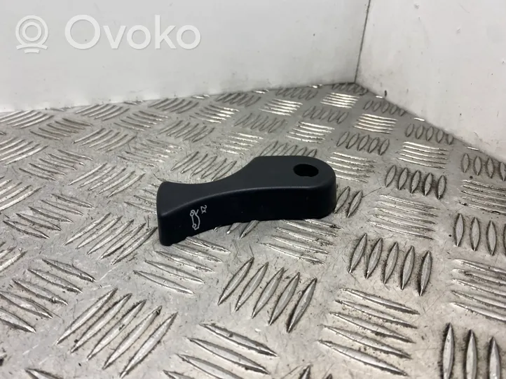 BMW 3 F30 F35 F31 Variklio dangčio (kapoto) rankenėlė 7309608