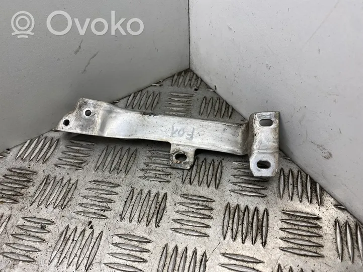 BMW 7 F01 F02 F03 F04 Staffa di montaggio del radiatore 7158894