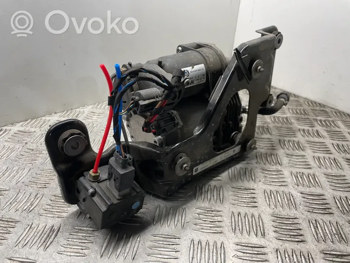 BMW X5 E70 Ilmajousituksen kompressoripumppu 6799419