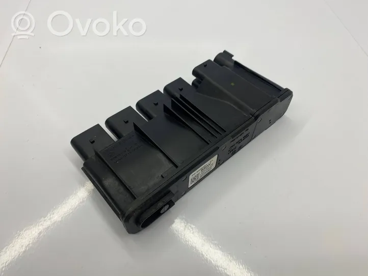 BMW 3 F30 F35 F31 Power management control unit 8638551