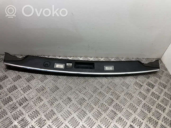 BMW 7 F01 F02 F03 F04 Trunk door license plate light bar 7200035