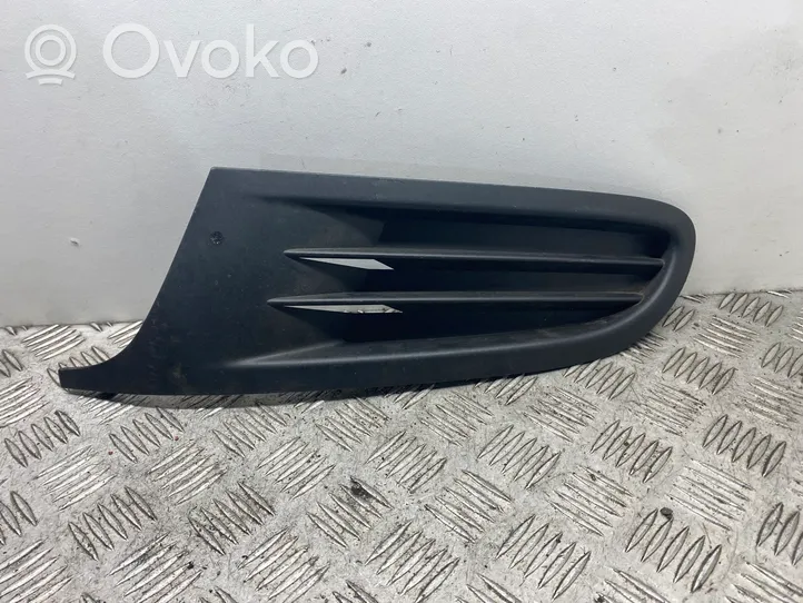 Volkswagen Golf VI Etupuskurin alempi jäähdytinsäleikkö 5K0853665A