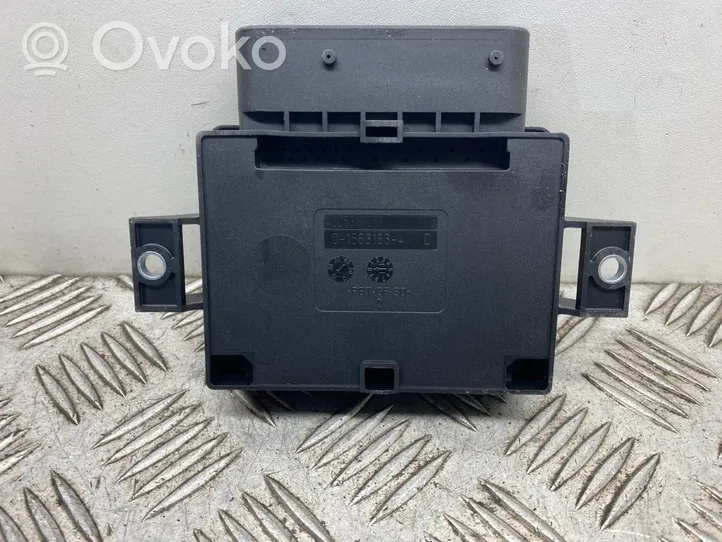 BMW M5 Hand brake control module EB686280801