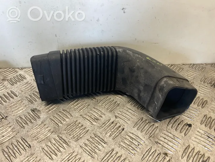 BMW 3 E90 E91 Oro paėmimo kanalo detalė (-ės) 7790607