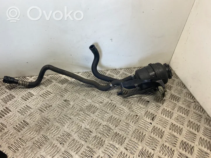 BMW 3 E90 E91 Réservoir de liquide de direction assistée 1097164