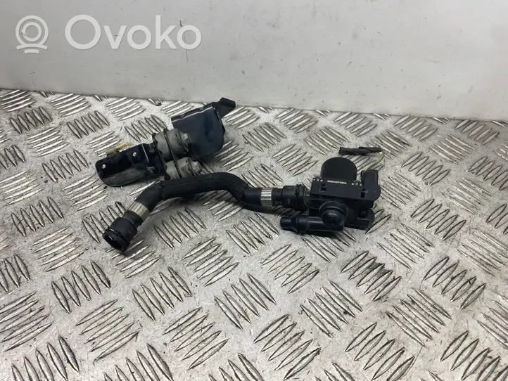 BMW 1 F20 F21 Zawór sterujący płynu chłodzącego 8514557