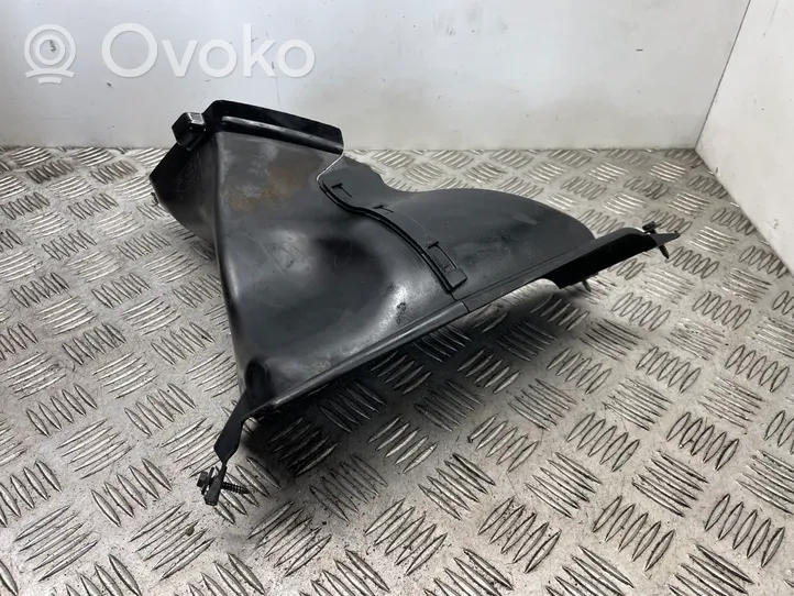 BMW 3 E92 E93 Część rury dolotu powietrza 8047408