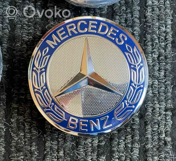 Mercedes-Benz GLC X253 C253 Dekielki / Kapsle oryginalne A1714000025