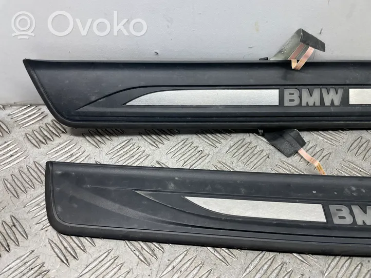 BMW 5 F10 F11 Zestaw listew progowych (wewnętrznych) 7203610