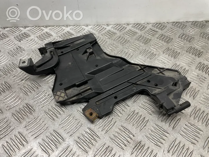 Audi A4 S4 B8 8K Ajovalon kannake 1301073033