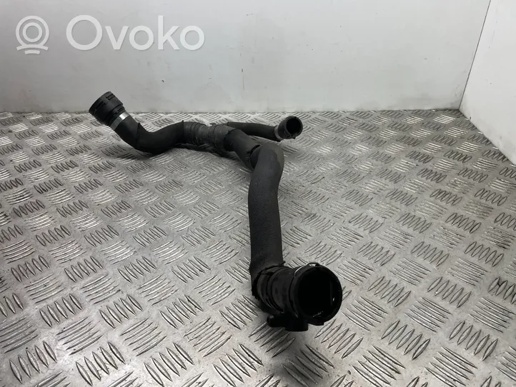 Audi A4 S4 B8 8K Engine coolant pipe/hose 8K0122293F