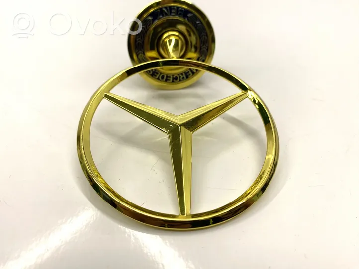 Mercedes-Benz E W210 Logo, emblème, badge 