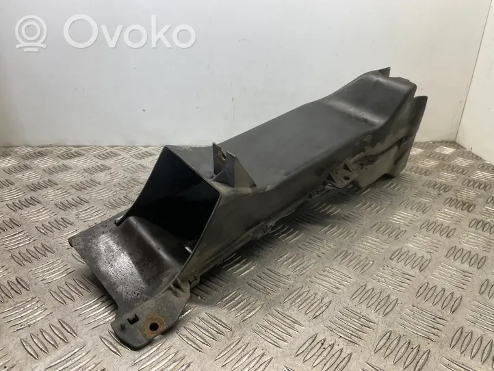 BMW 7 E65 E66 Canale/condotto dell’aria per il raffreddamento del freno 7153785