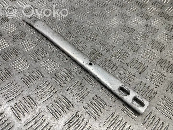 BMW M3 Kita variklio skyriaus detalė 8044553