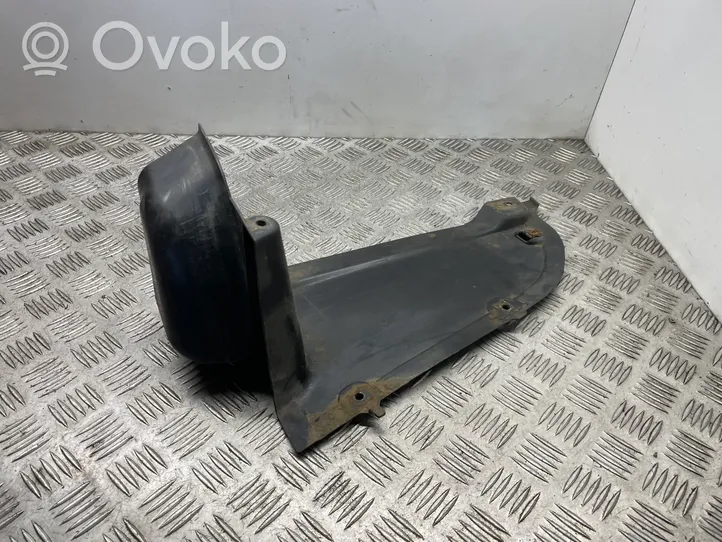 BMW M3 Couvre soubassement arrière 8040537