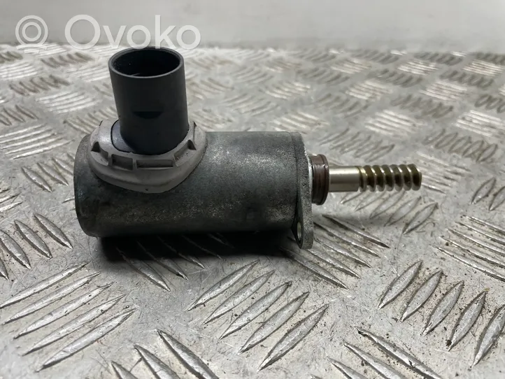 BMW M5 Camshaft vanos timing valve 7605025