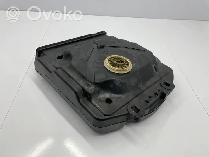 BMW 7 F01 F02 F03 F04 Subwoofer-bassokaiutin 9227483