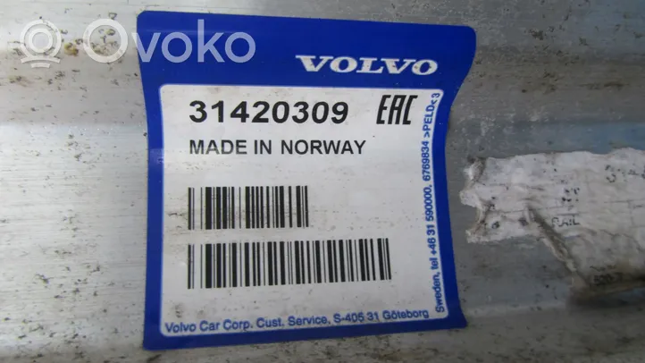Volvo XC60 Traversa del paraurti anteriore 31420227